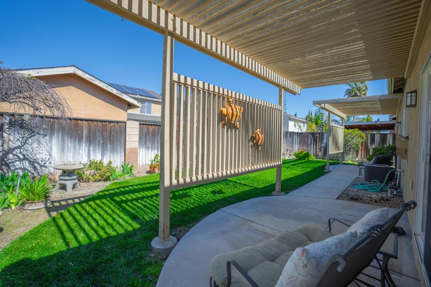 2966 La Vina Circle