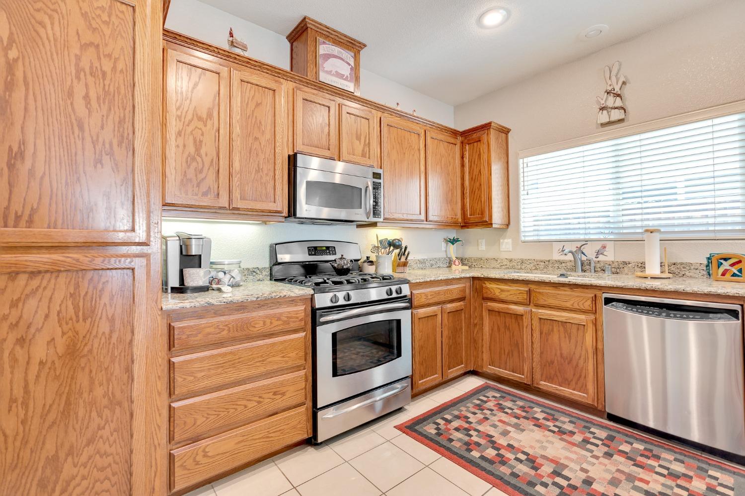 2966 La Vina Circle