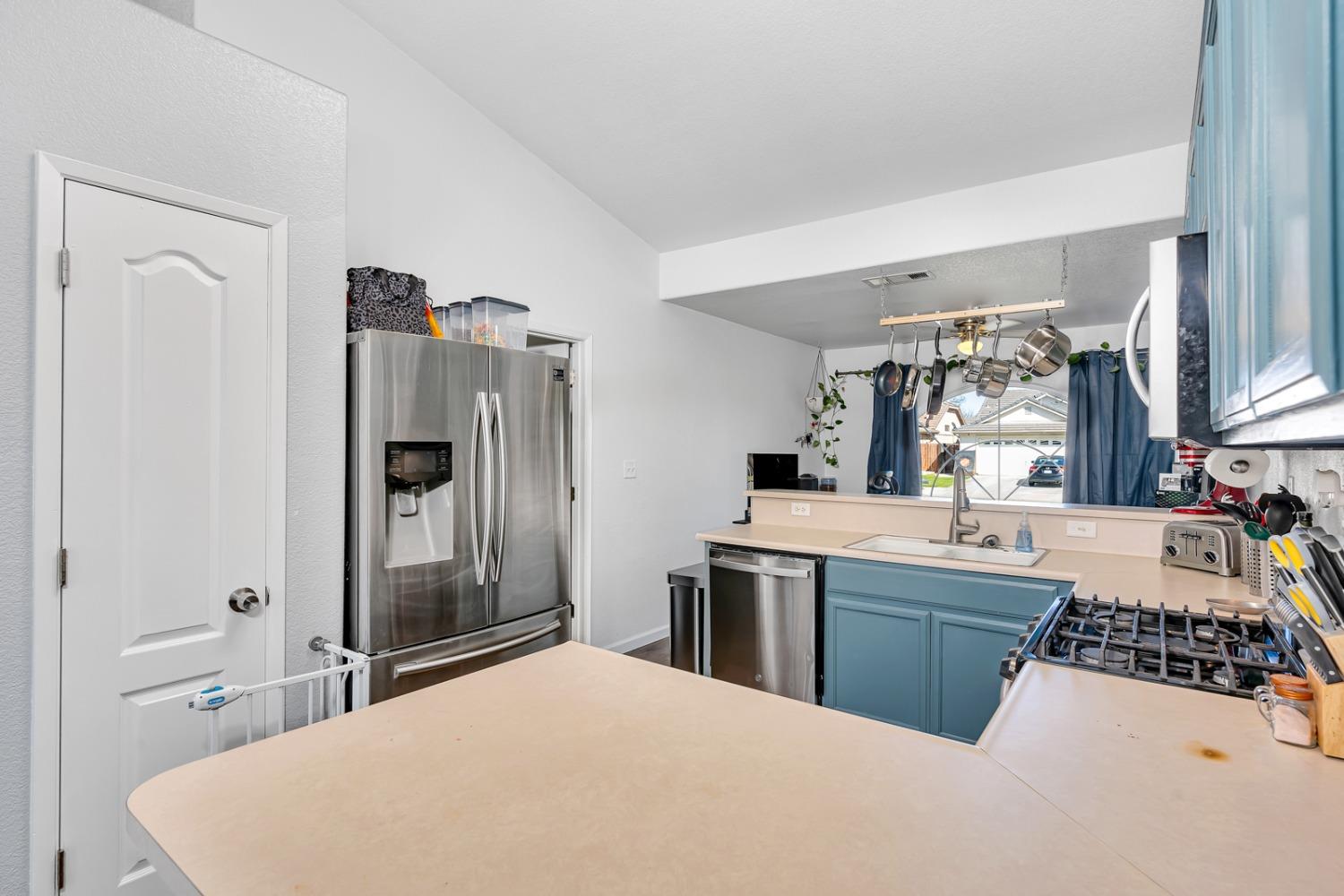 535 Lexington Court