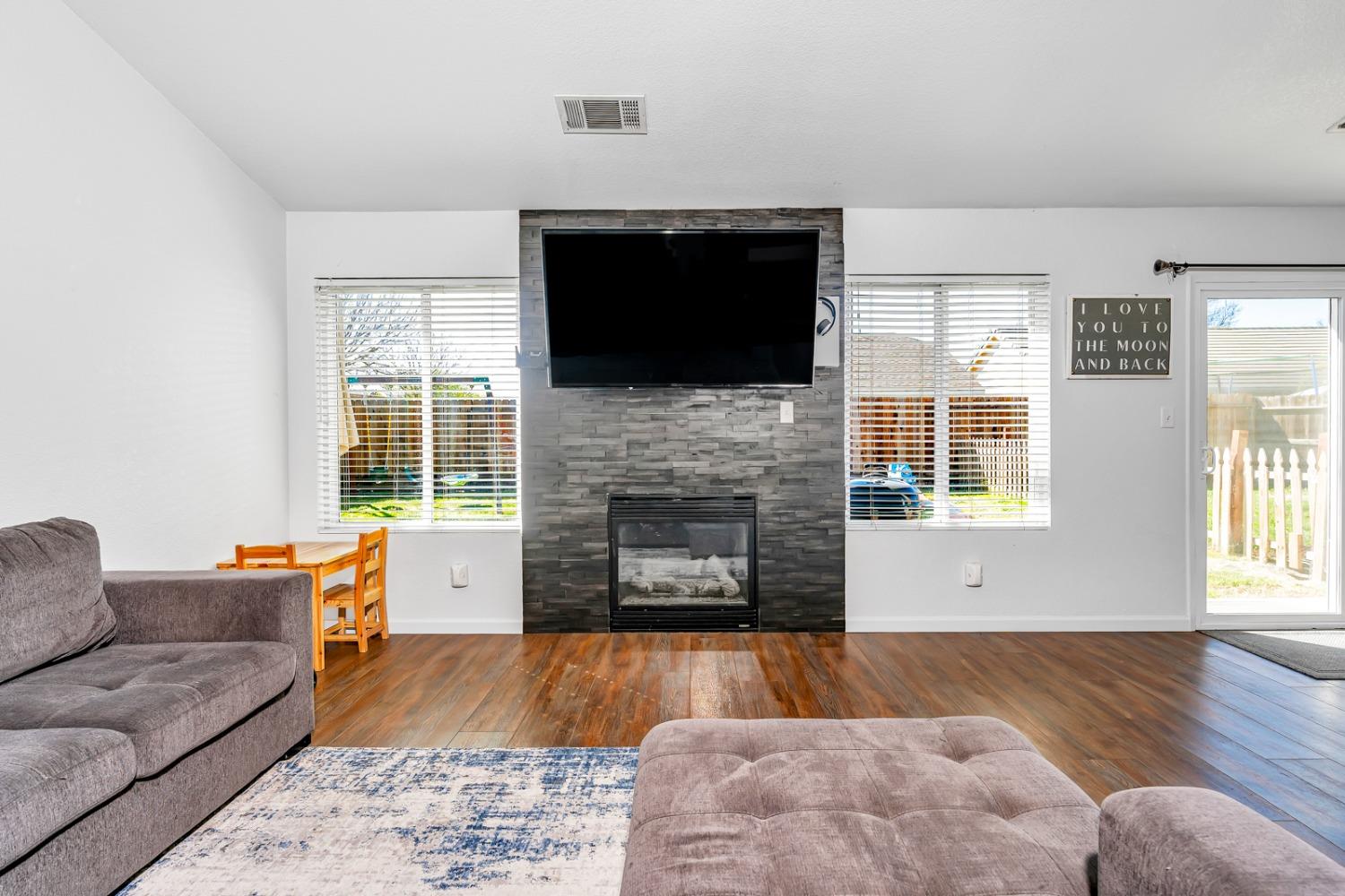 535 Lexington Court