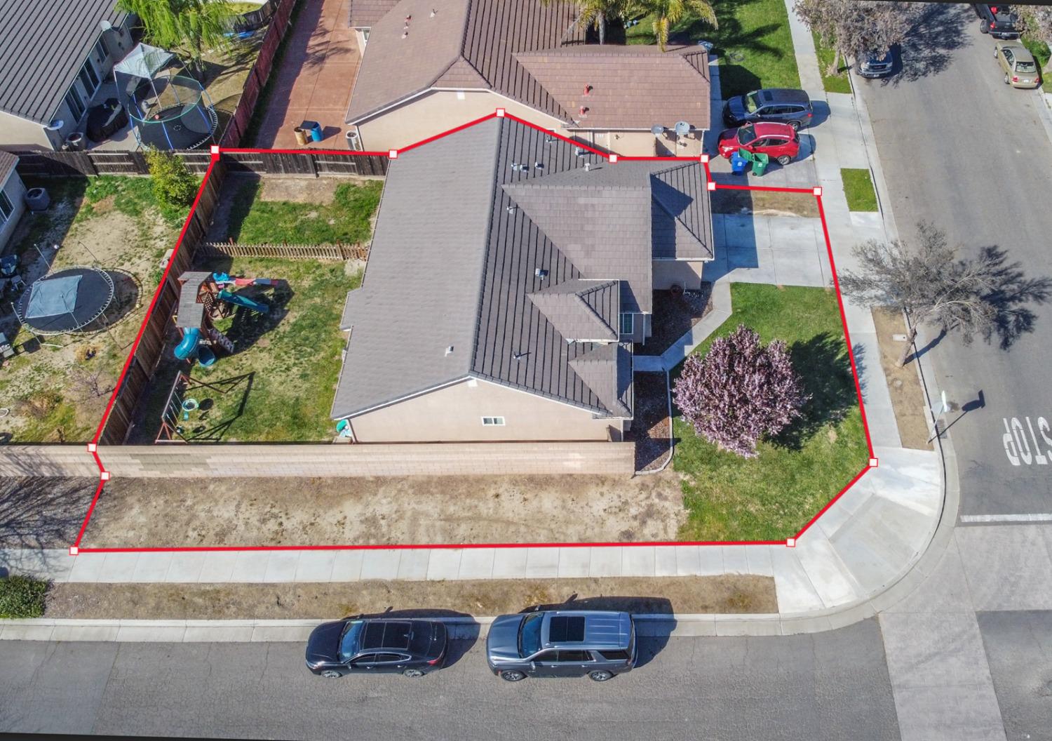 535 Lexington Court