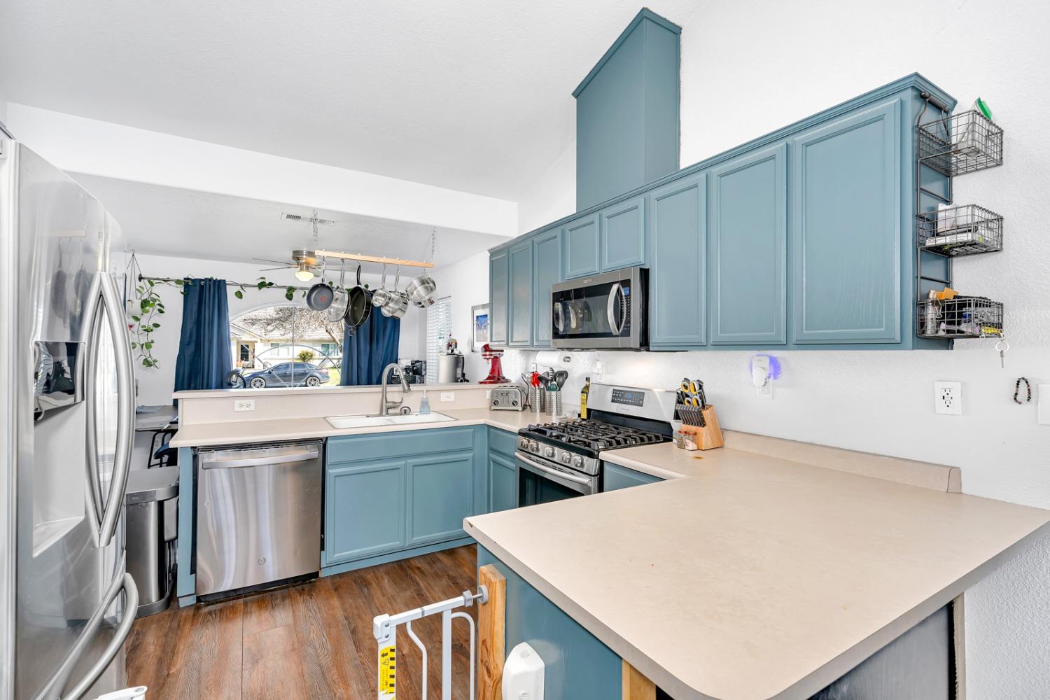 535 Lexington Court