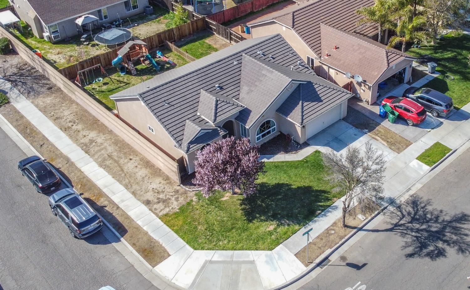 535 Lexington Court