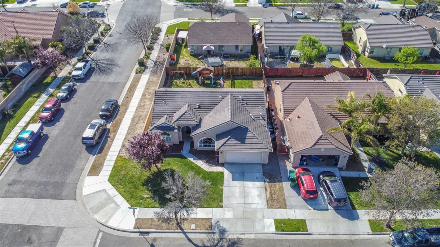 535 Lexington Court