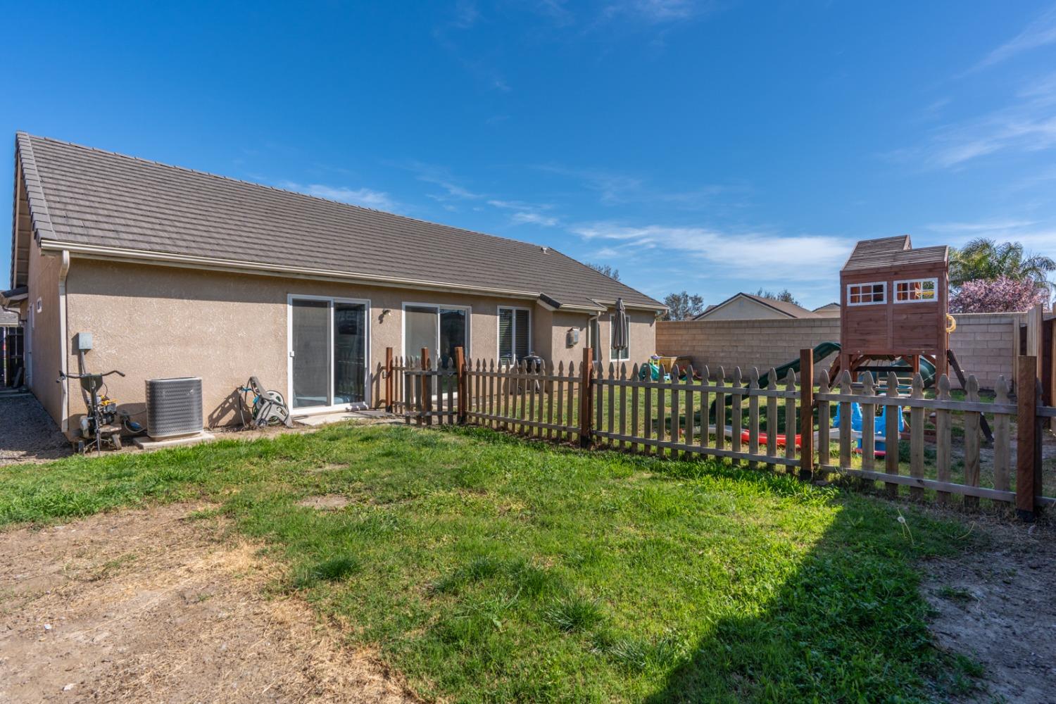 535 Lexington Court