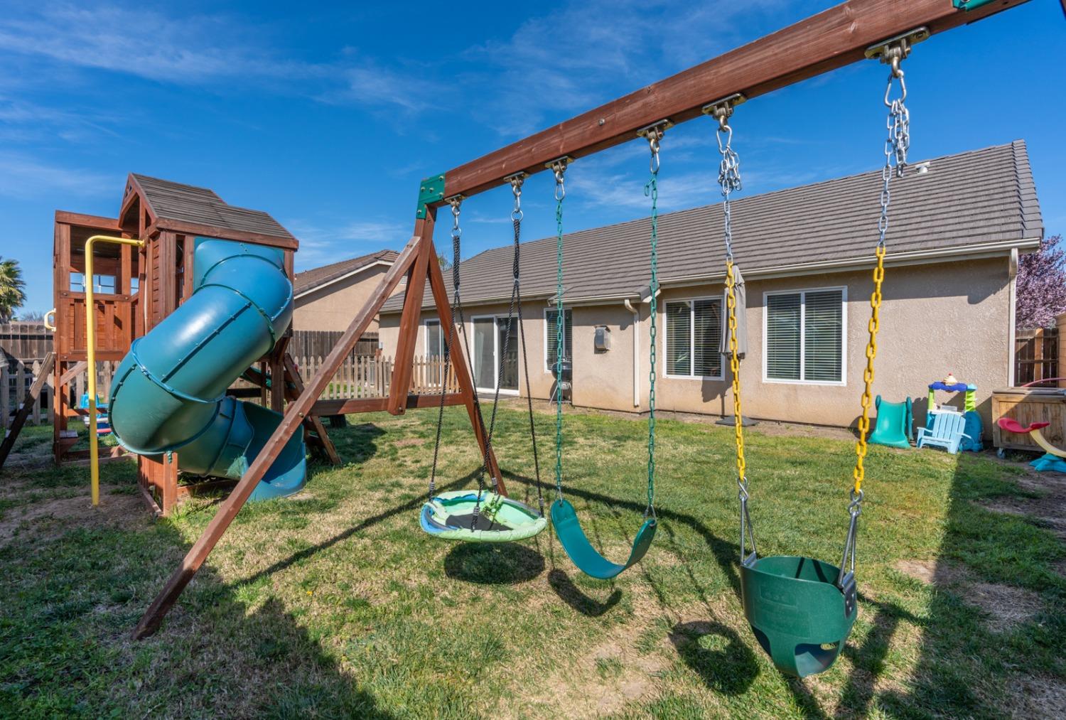 535 Lexington Court