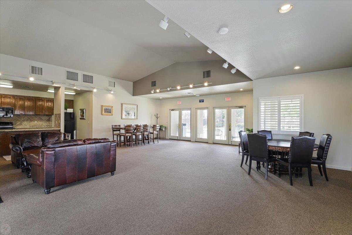 924 Quinta Court