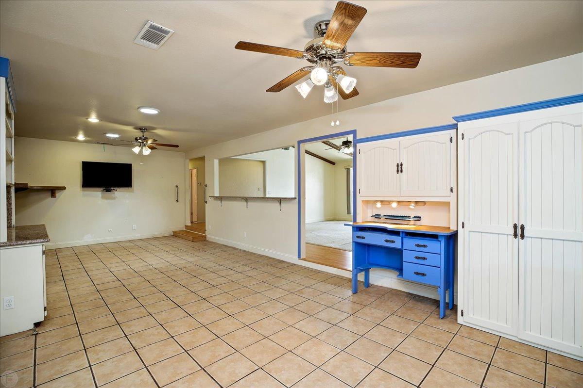 1164 Sapphire Way