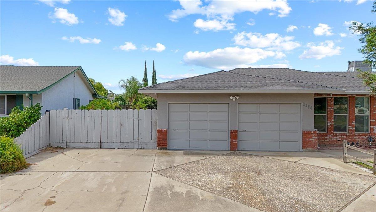1164 Sapphire Way