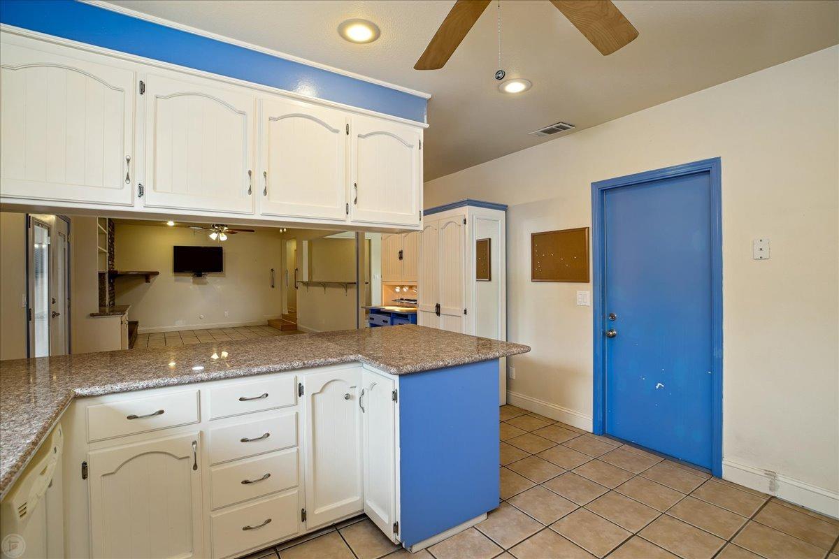 1164 Sapphire Way