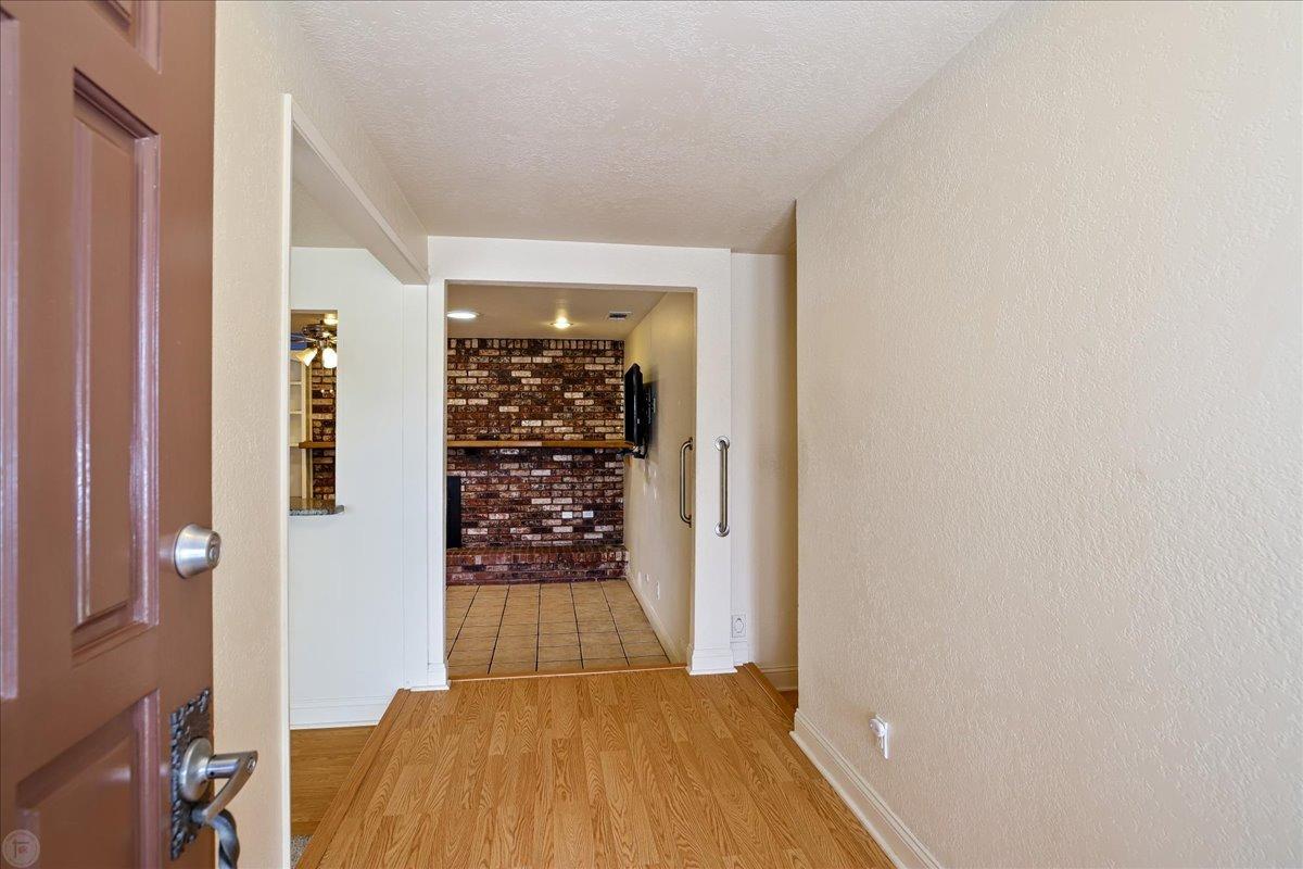 1164 Sapphire Way