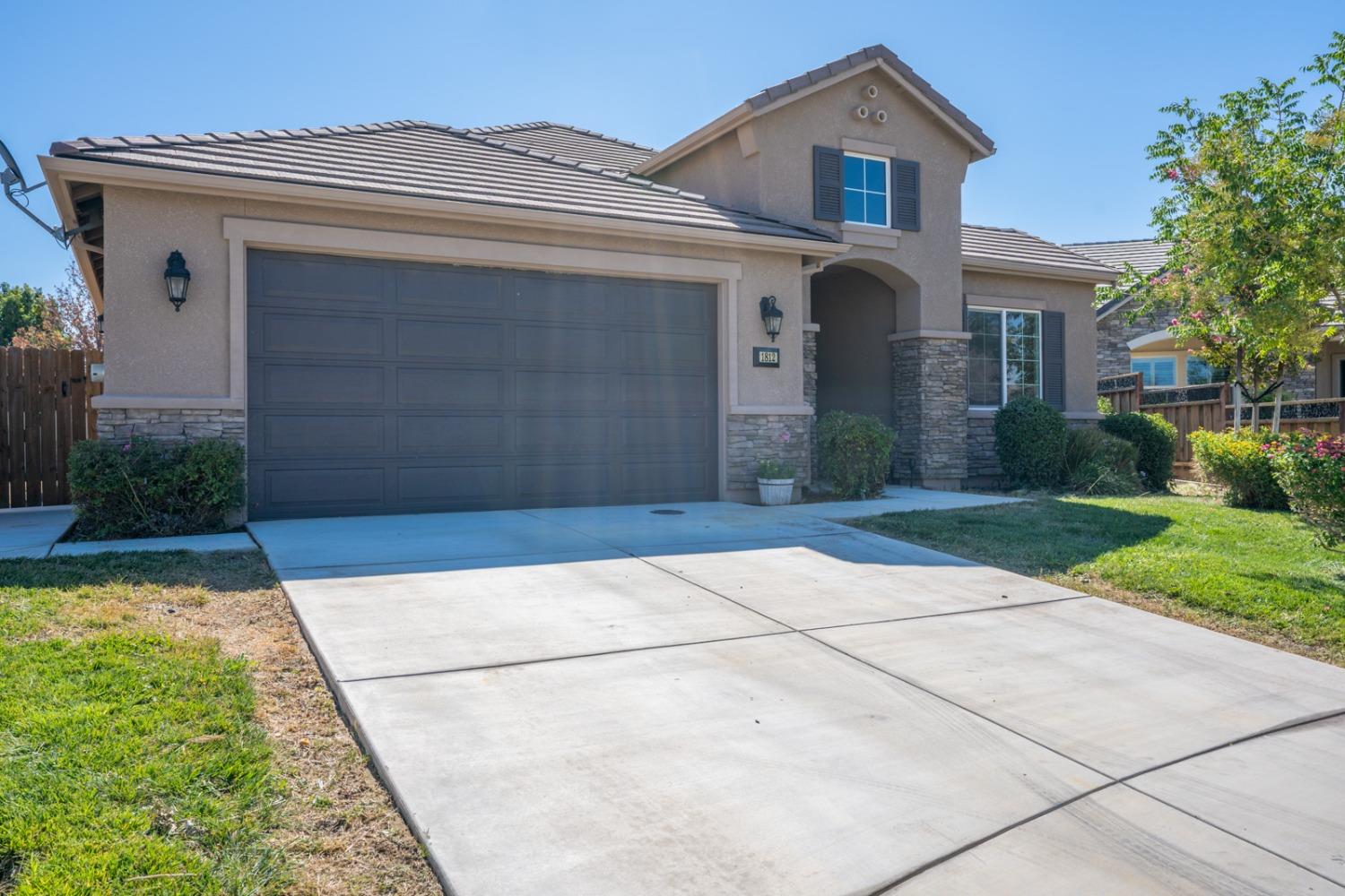 1812 Chert Court