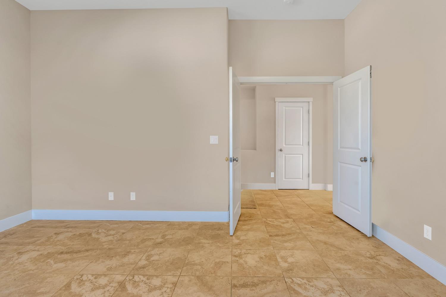 1812 Chert Court