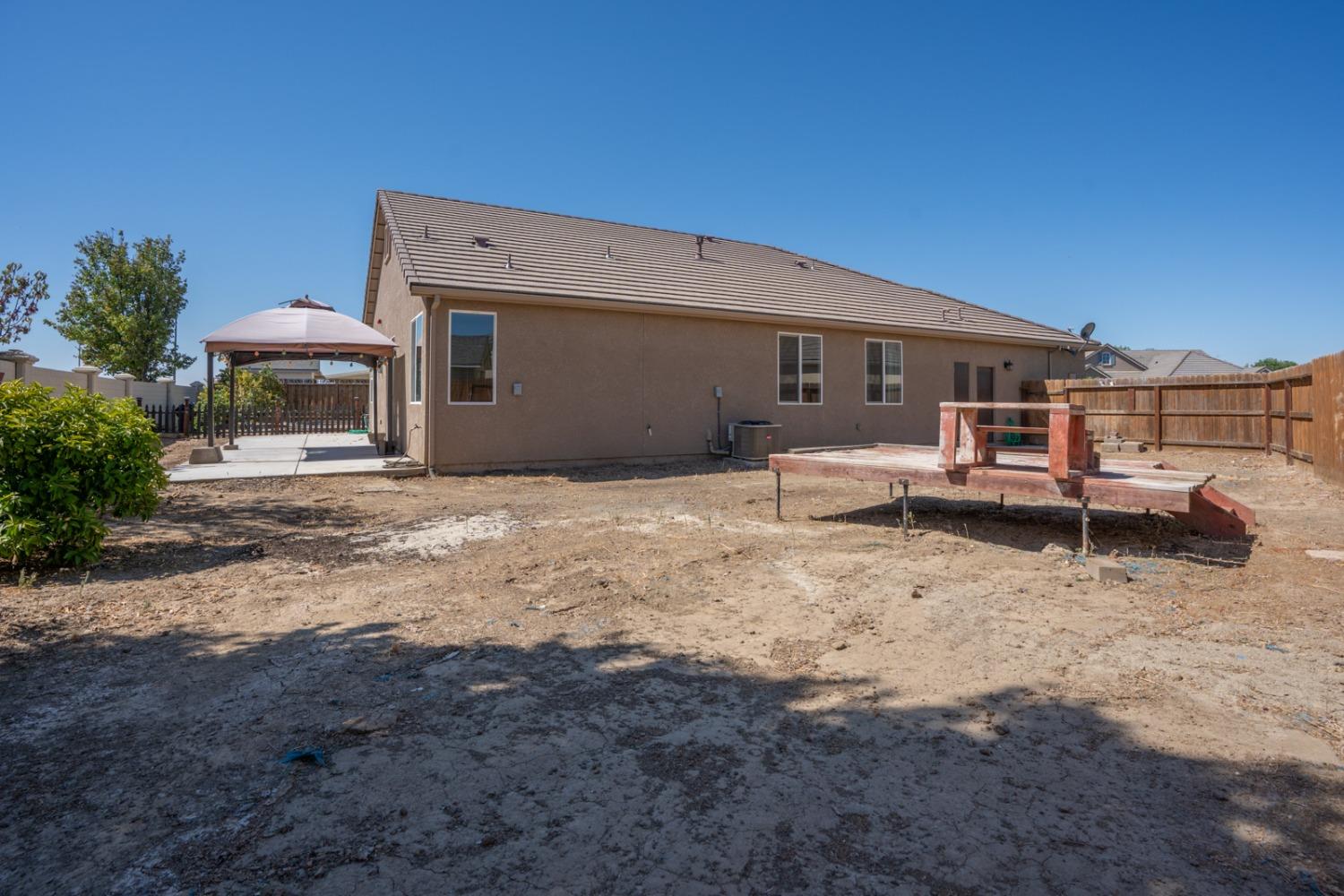 1812 Chert Court