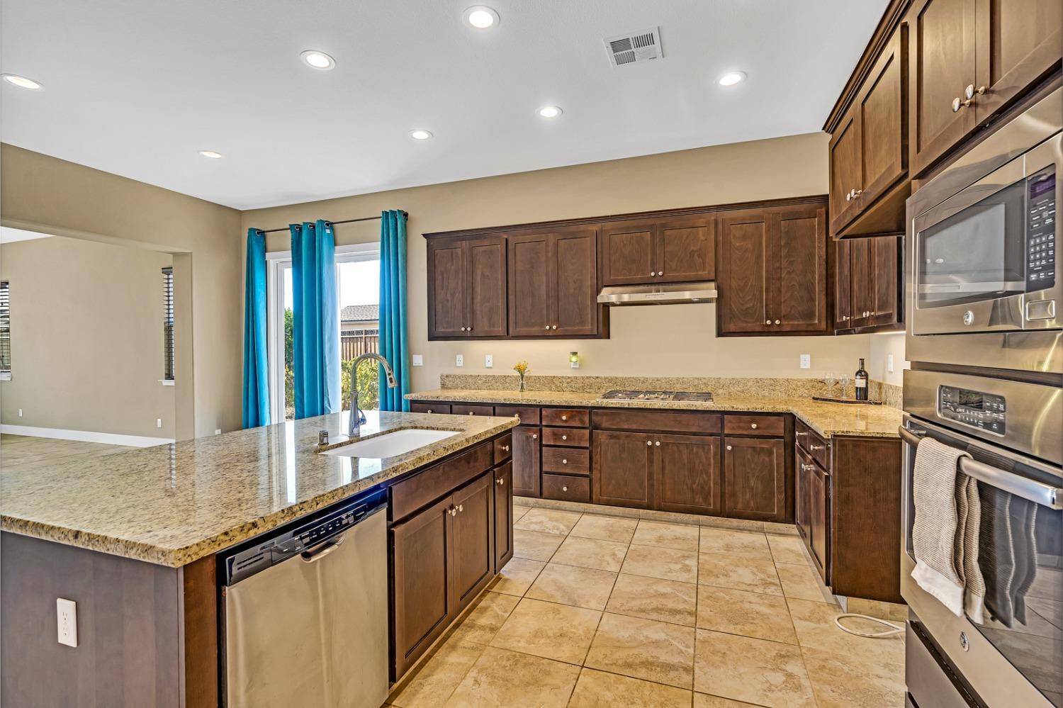 1812 Chert Court