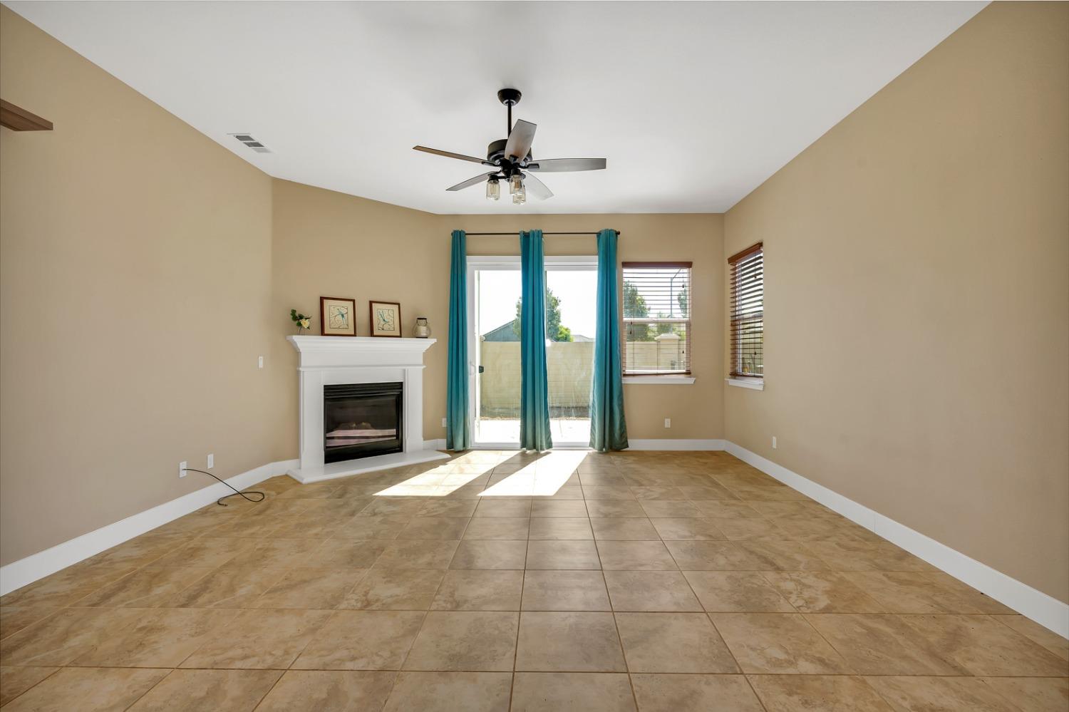 1812 Chert Court