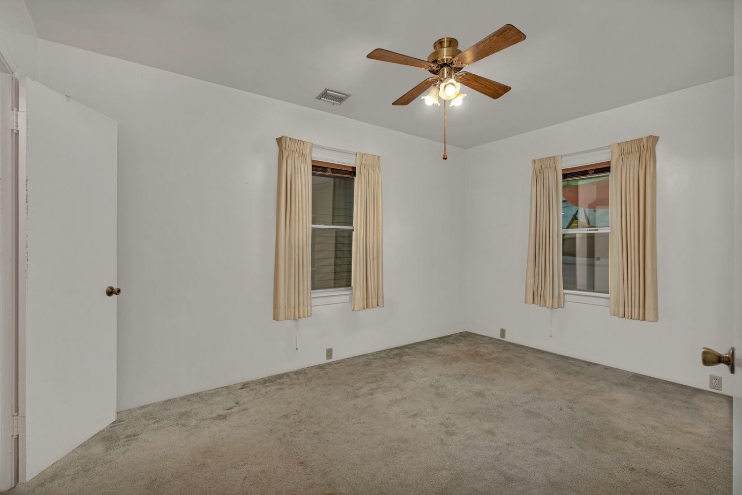 1415 S 4th Street