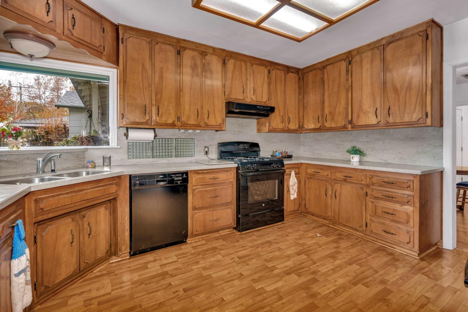 1415 S 4th Street
