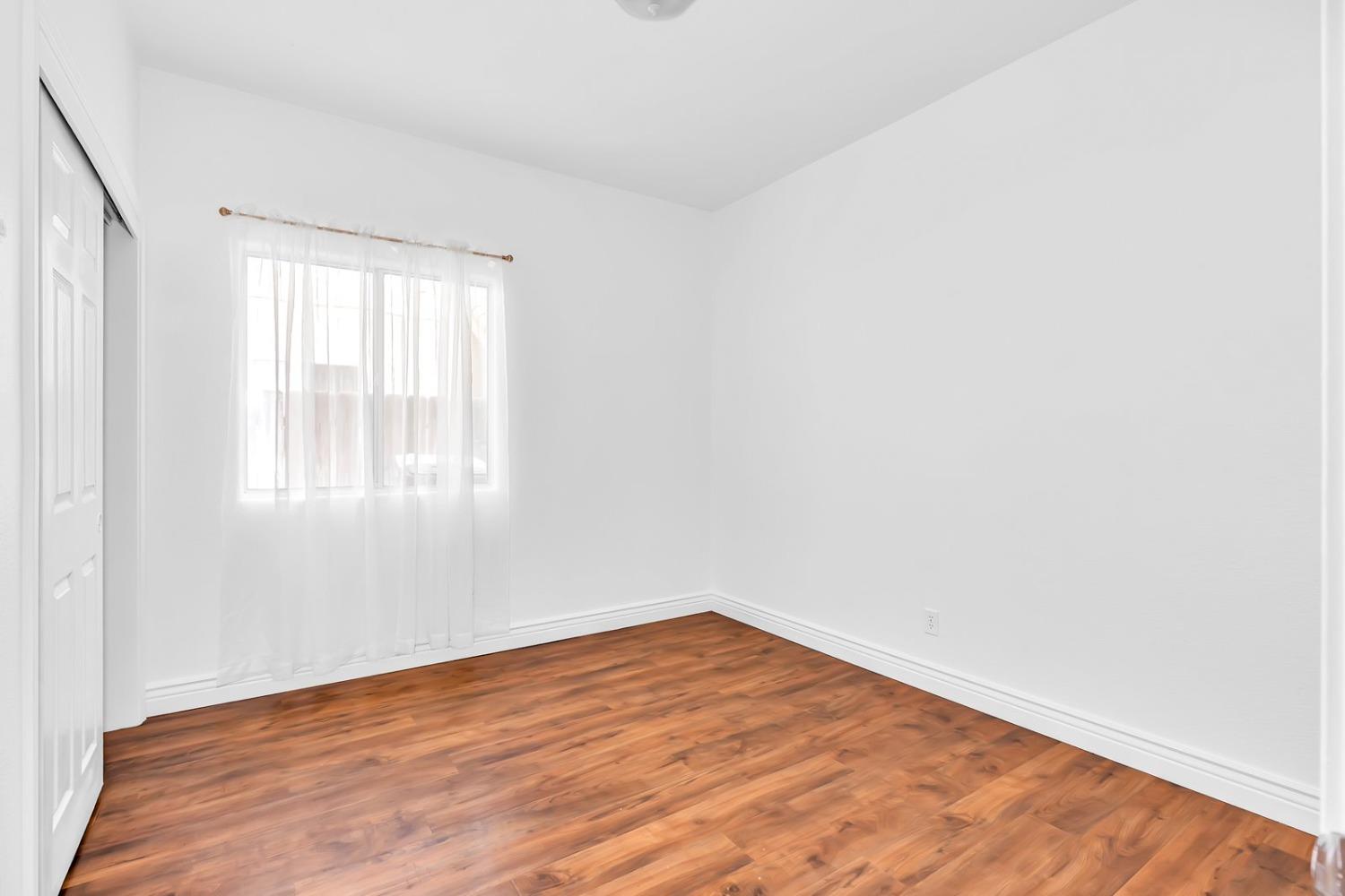 2083 Hastings Drive
