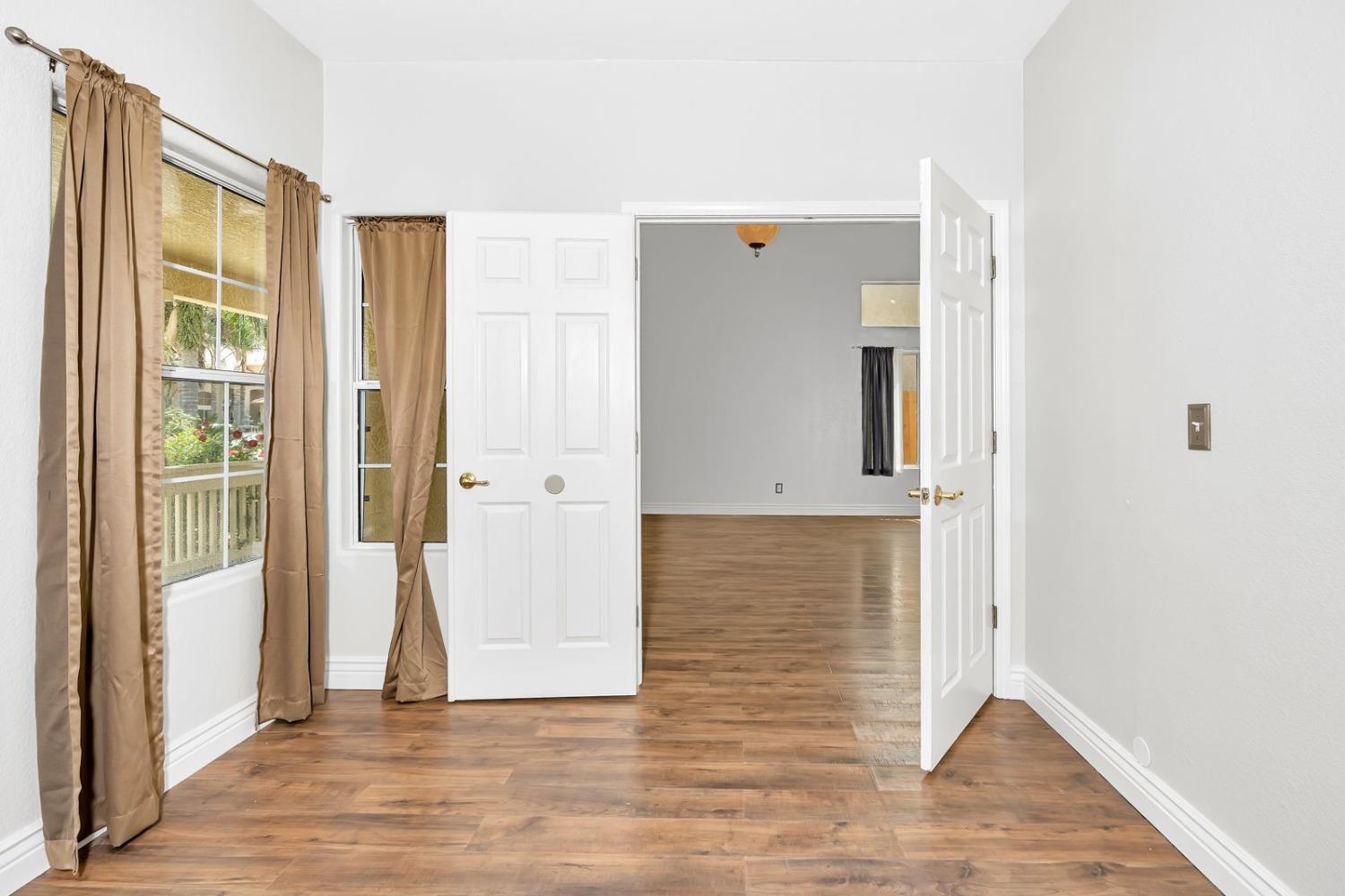 2083 Hastings Drive