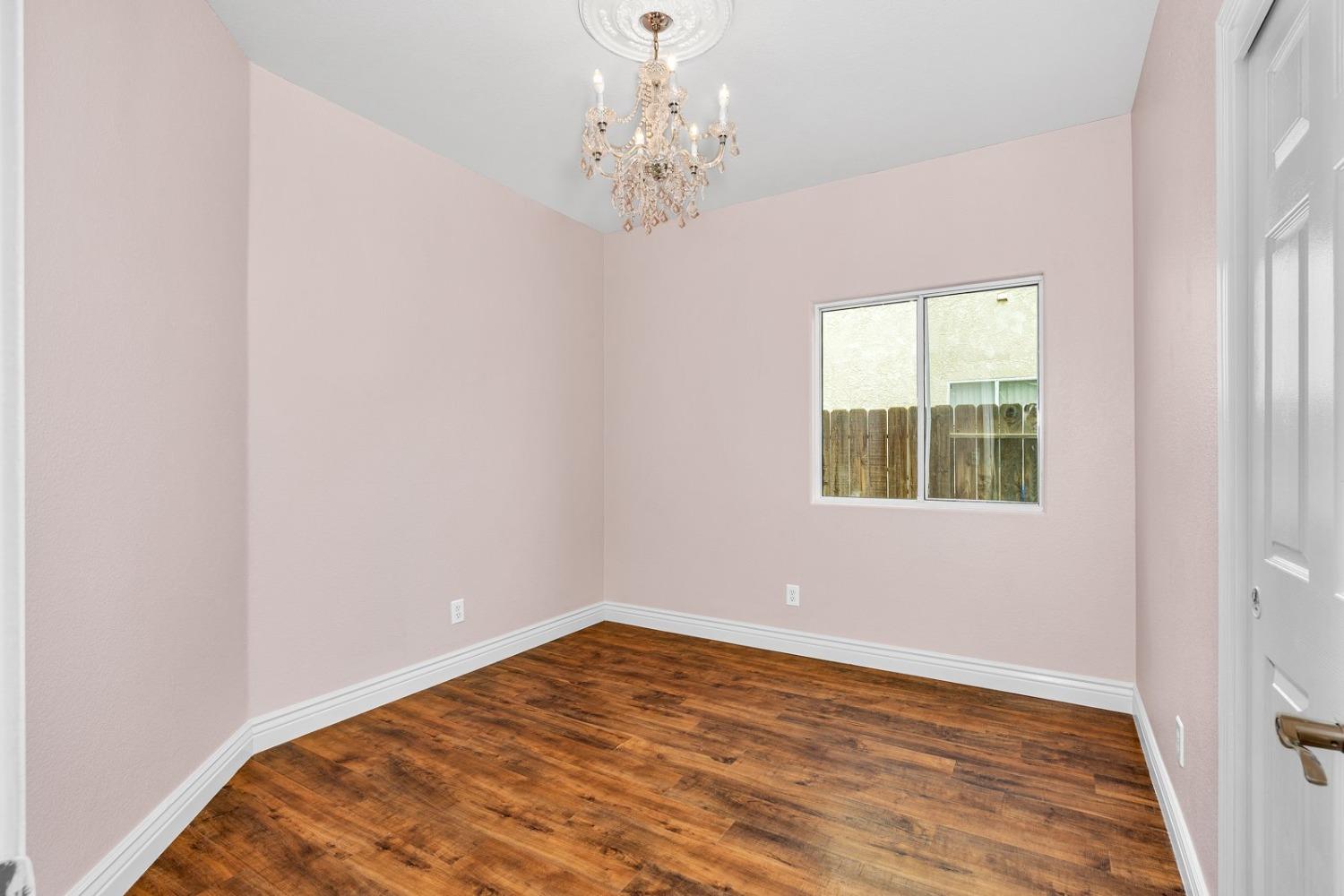 2083 Hastings Drive