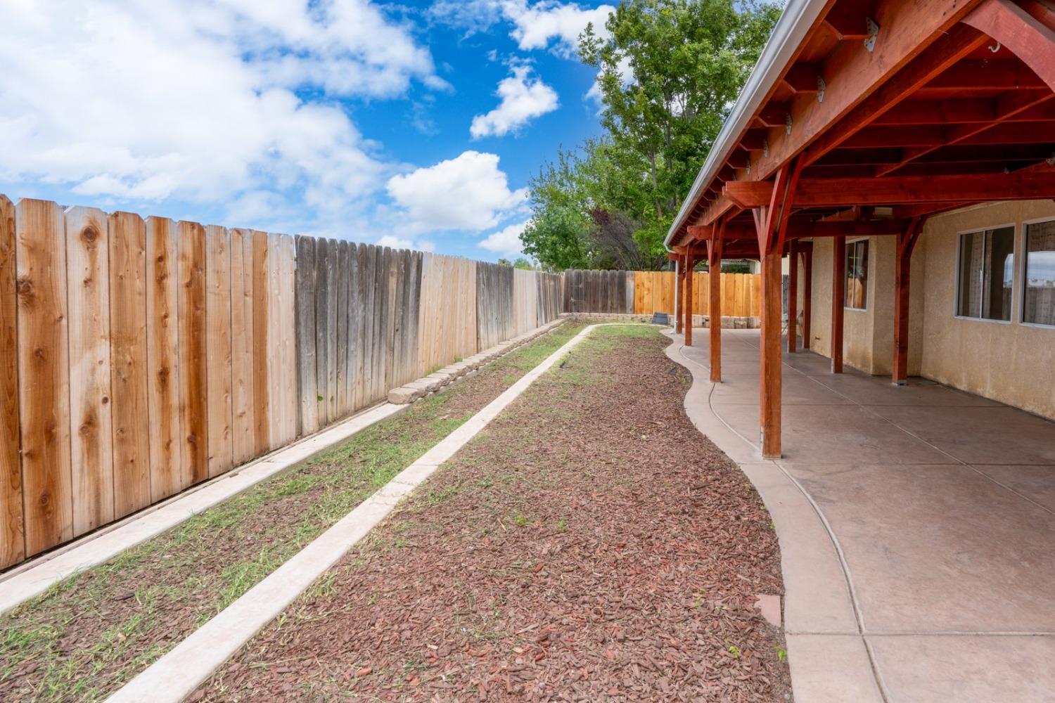 2083 Hastings Drive