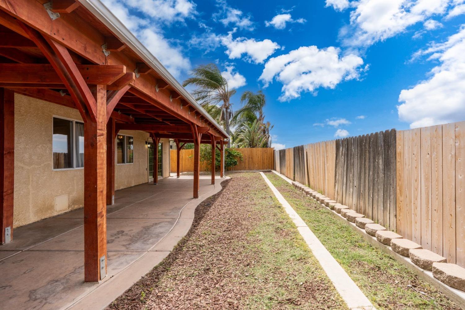 2083 Hastings Drive