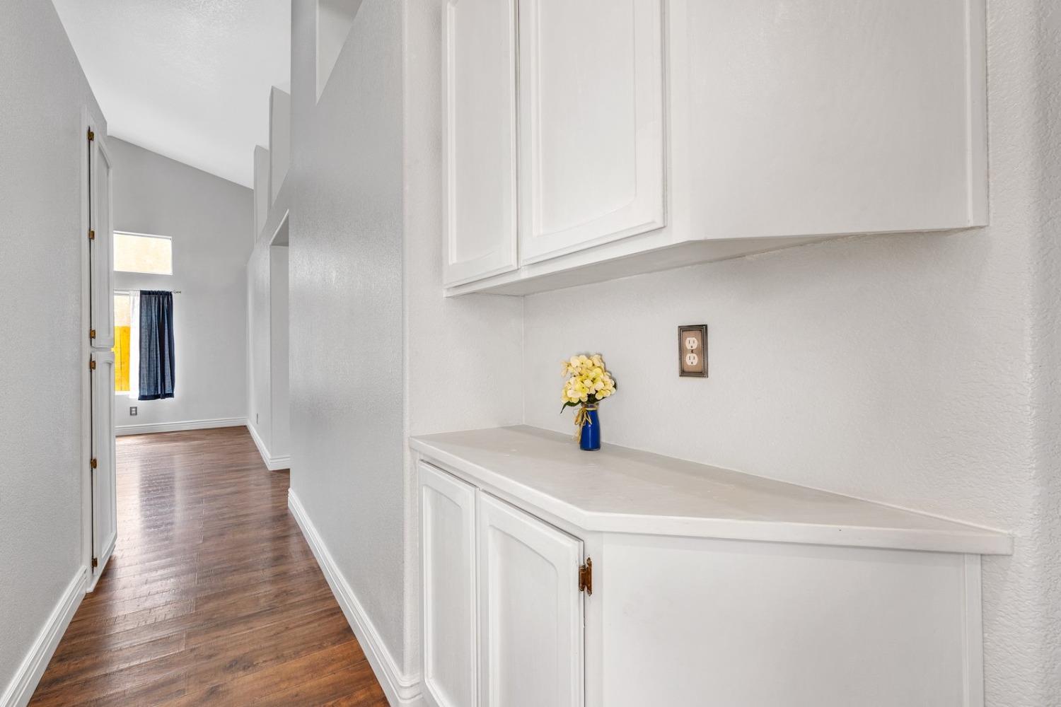 2083 Hastings Drive