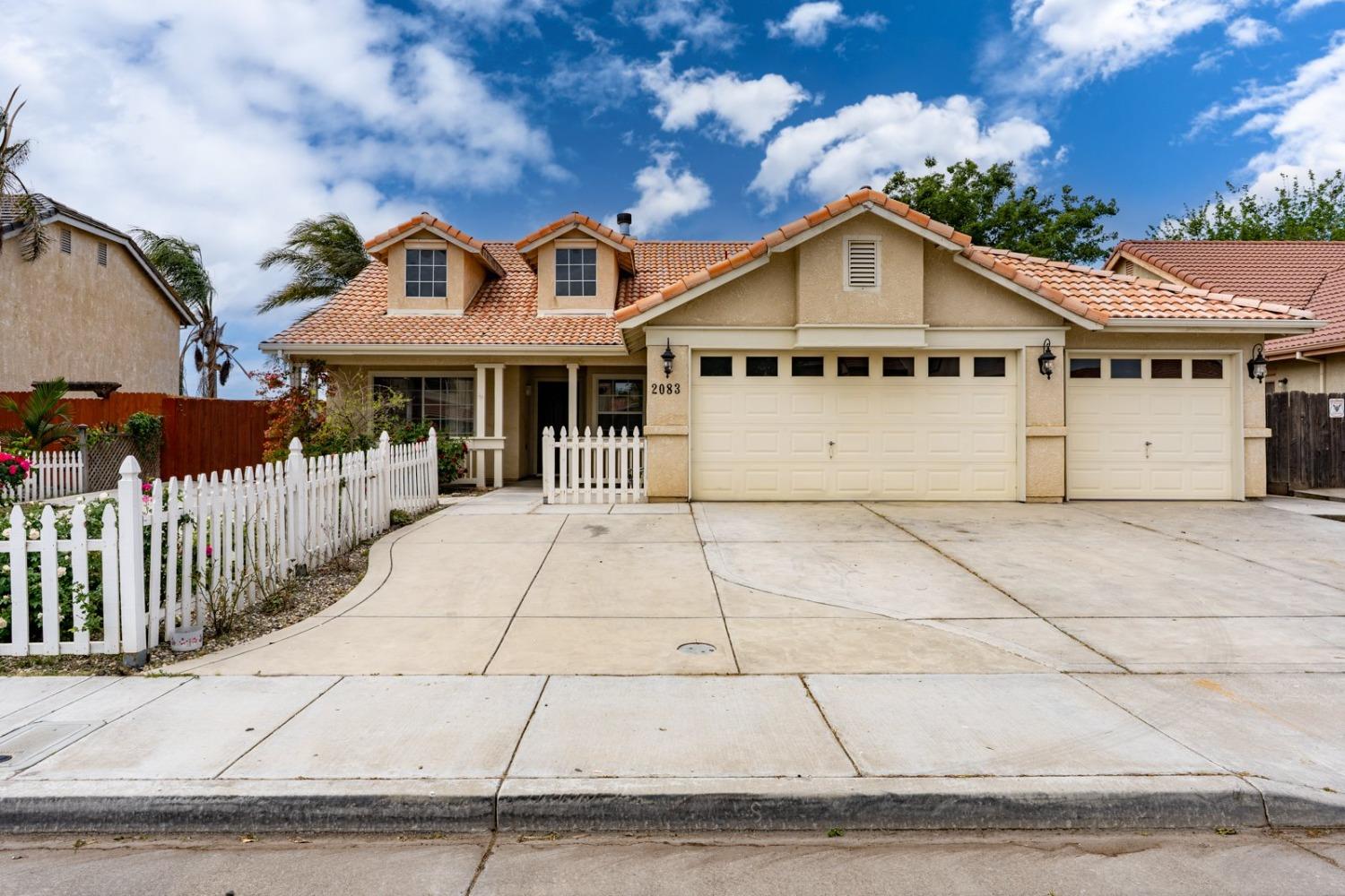2083 Hastings Drive