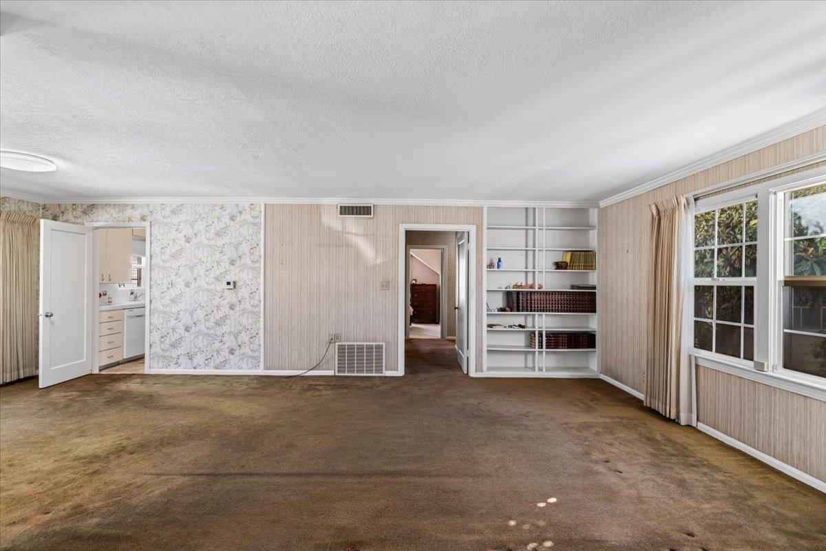 124 W K Street