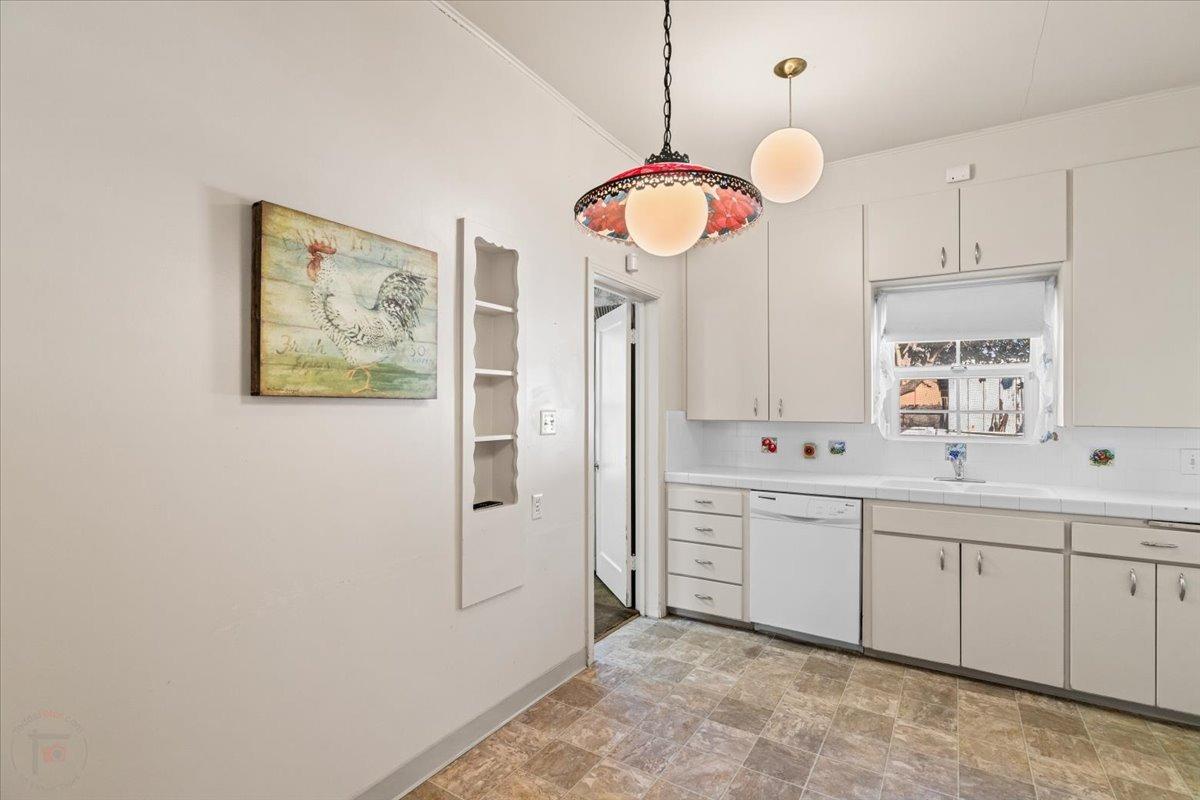 124 W K Street