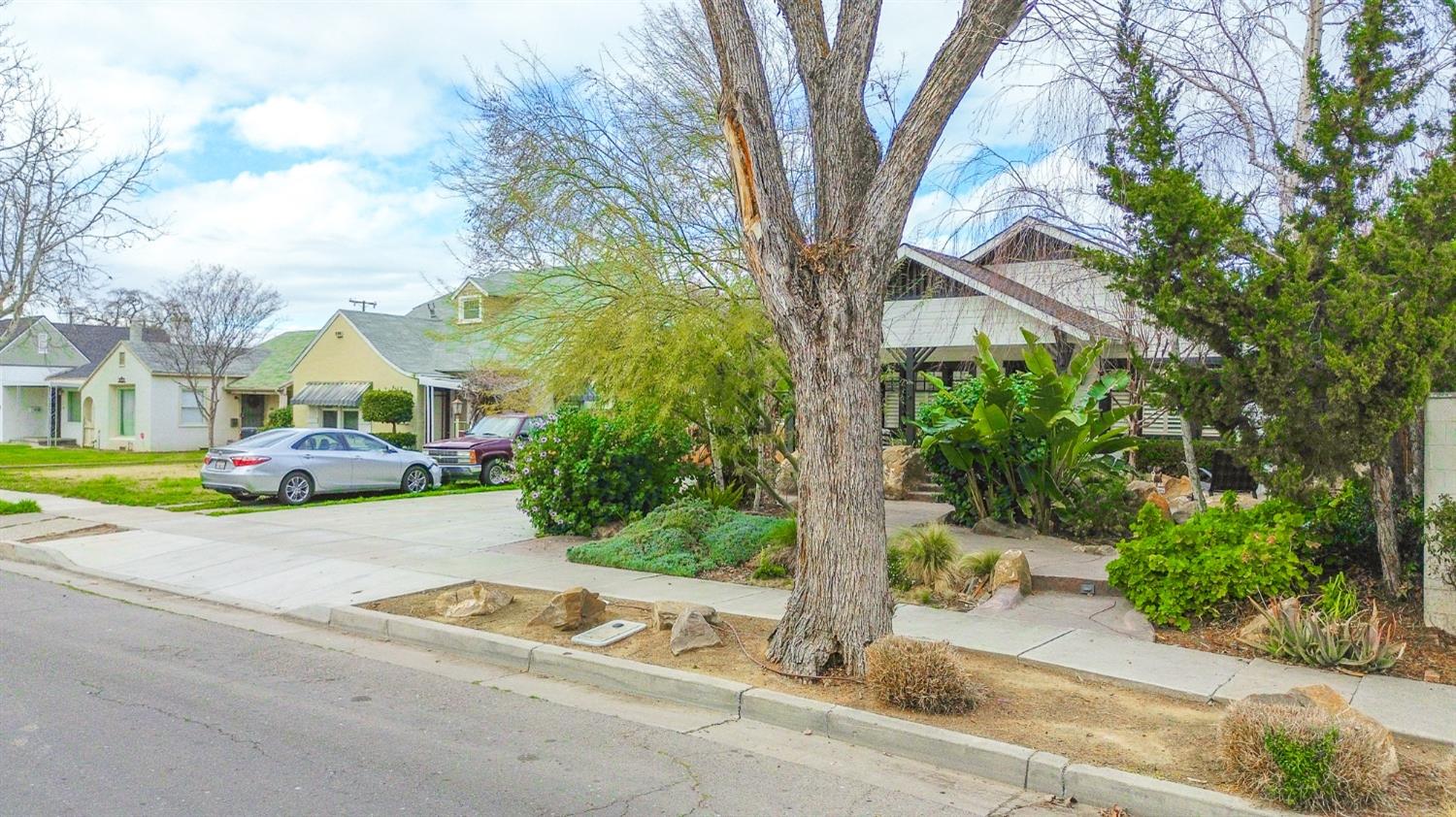 542 Adams Avenue