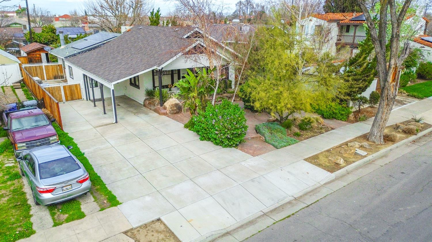 542 Adams Avenue
