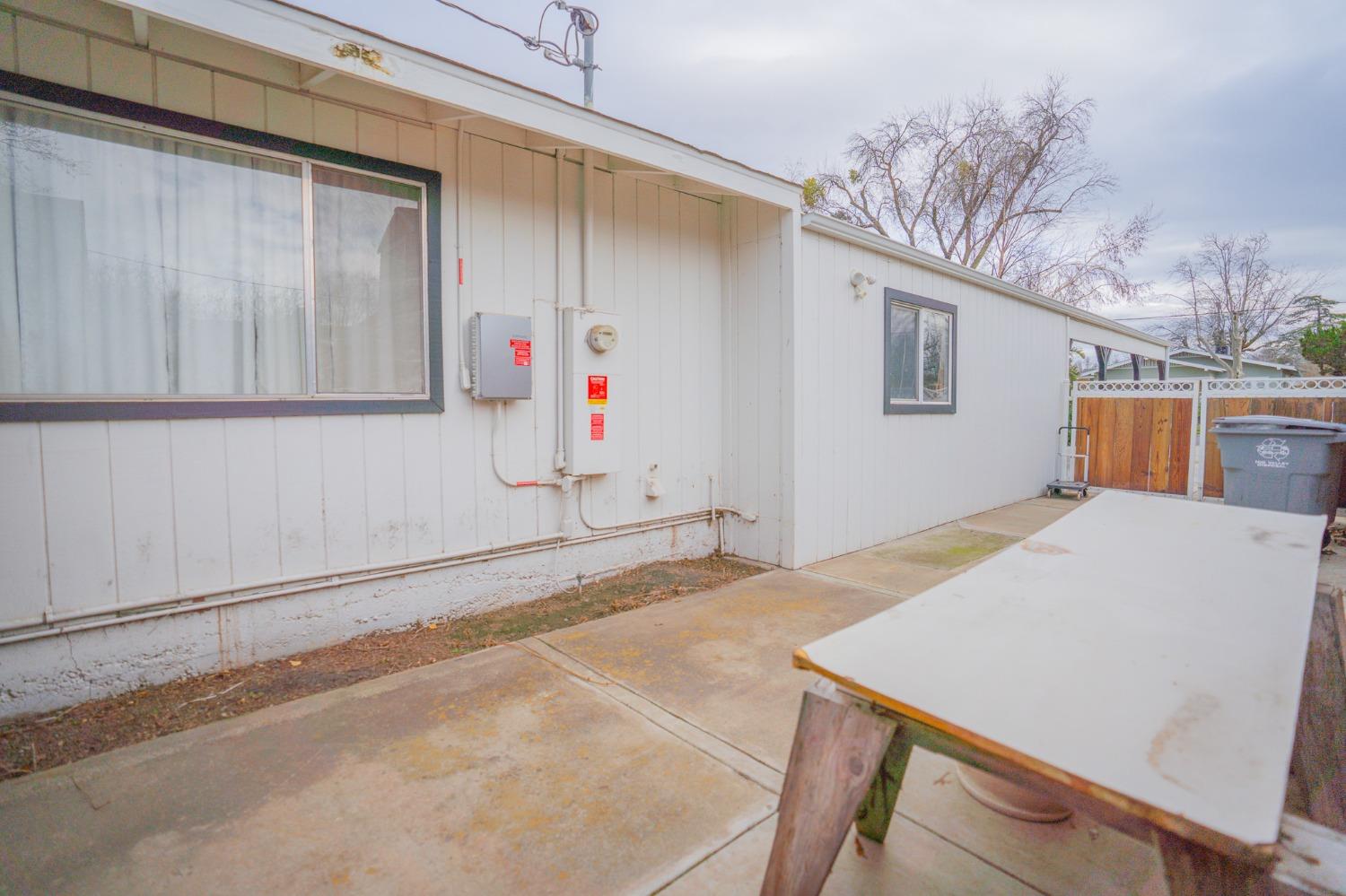 542 Adams Avenue