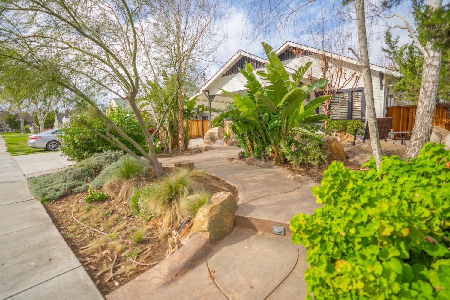 542 Adams Avenue