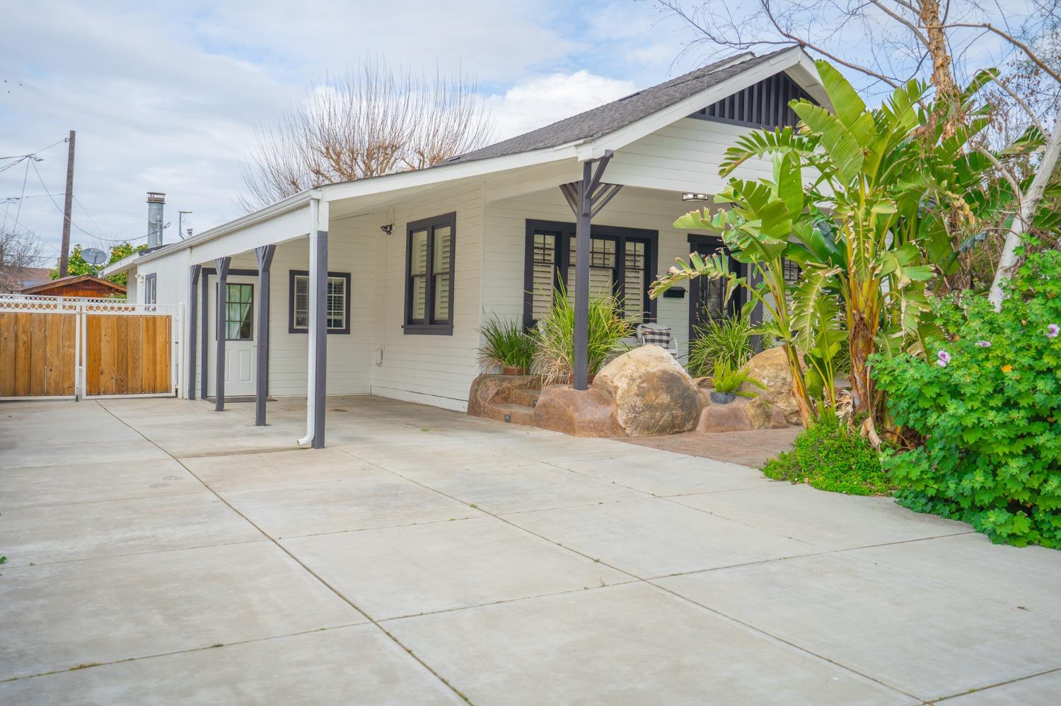 542 Adams Avenue