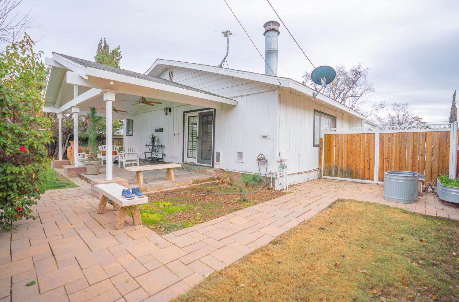 542 Adams Avenue