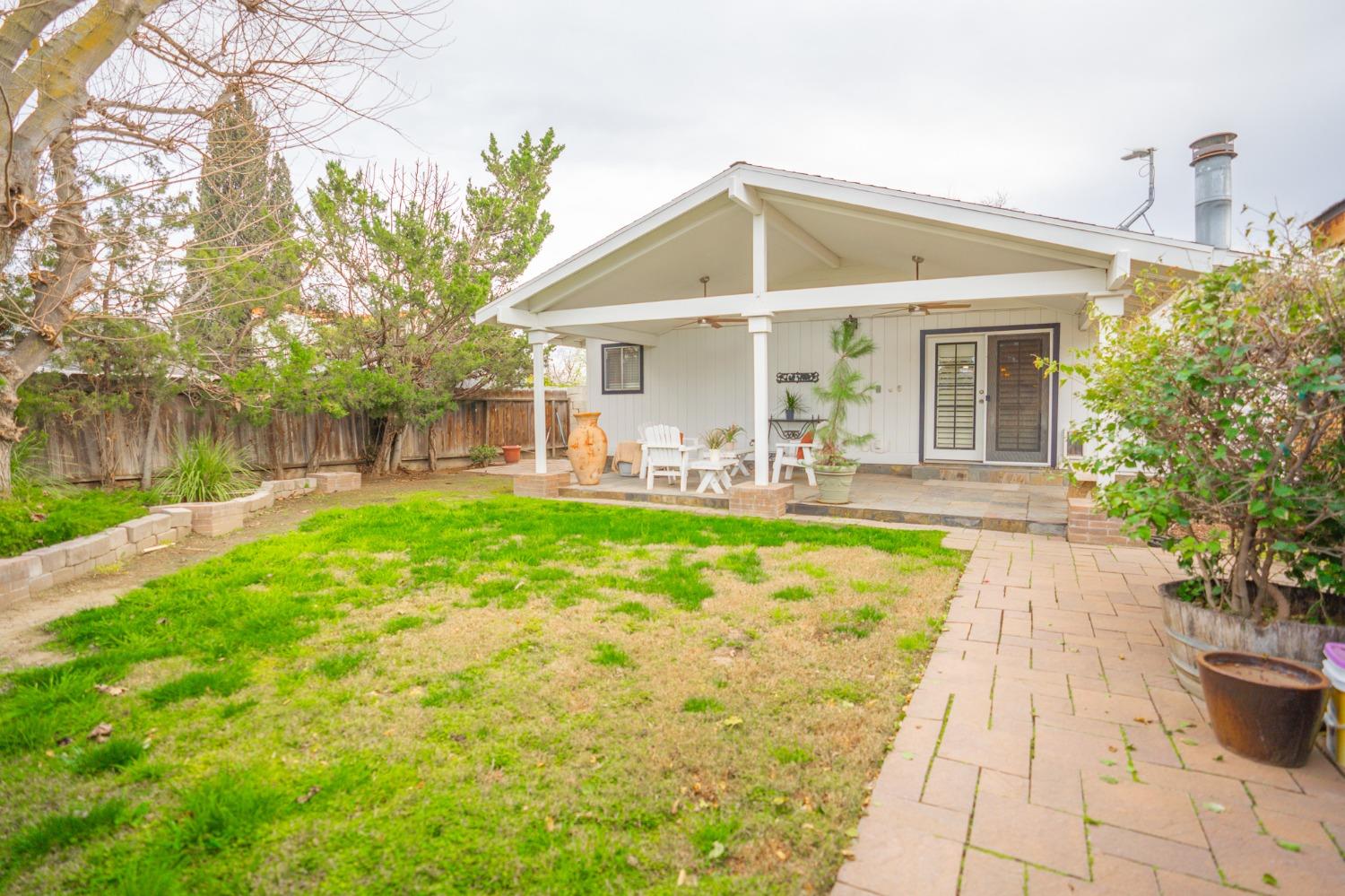 542 Adams Avenue