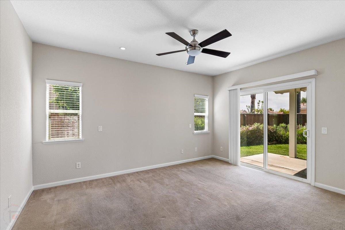 809 El Tesoro Lane