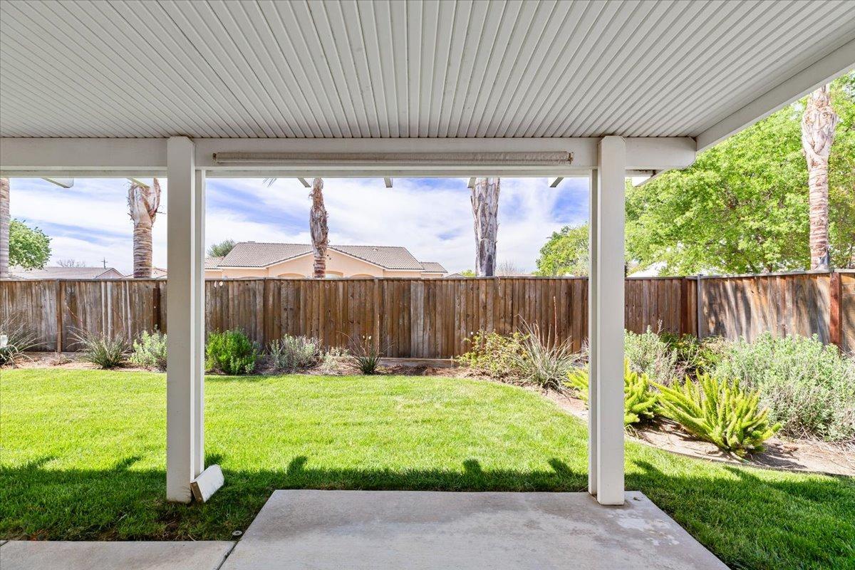 809 El Tesoro Lane