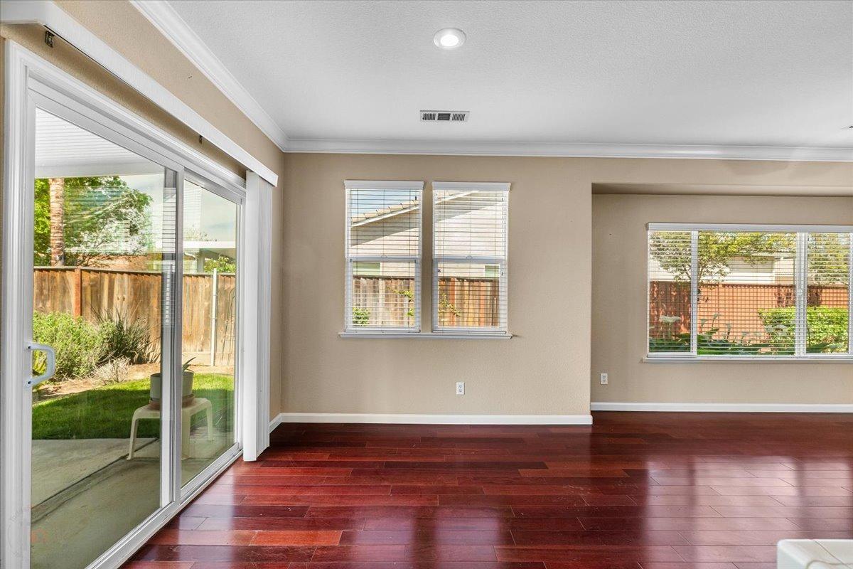 809 El Tesoro Lane