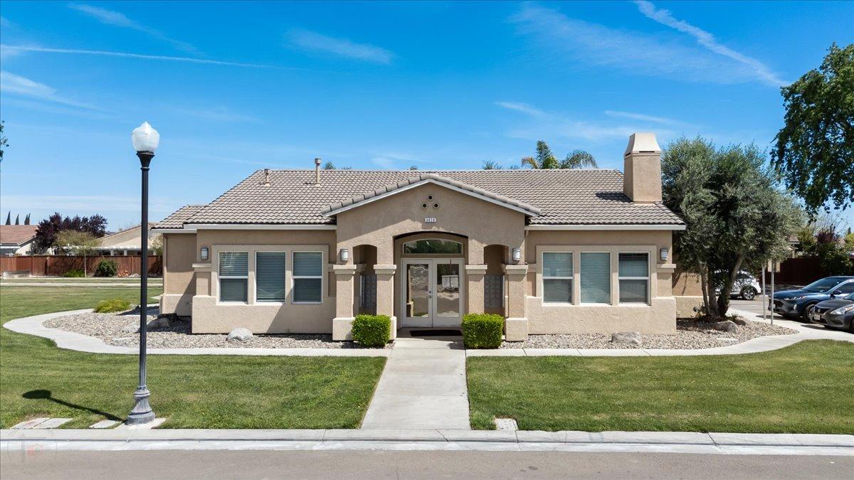 809 El Tesoro Lane