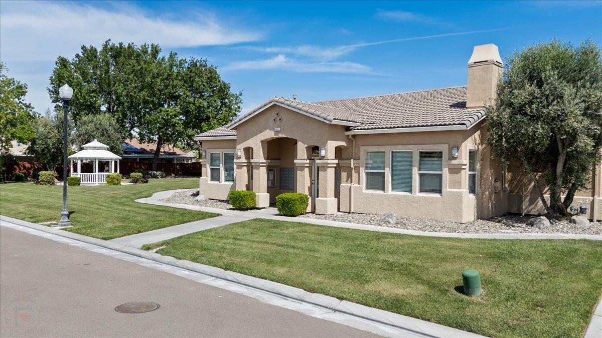 809 El Tesoro Lane