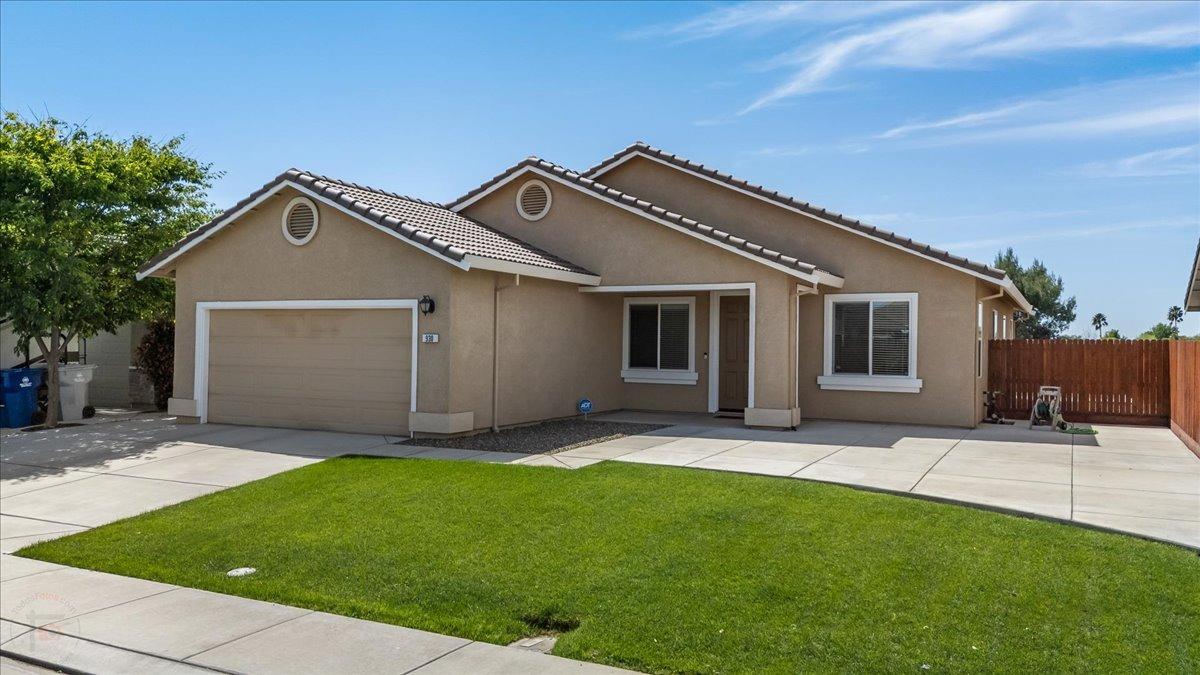 930 Travertine Way