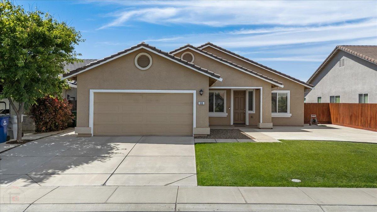 930 Travertine Way