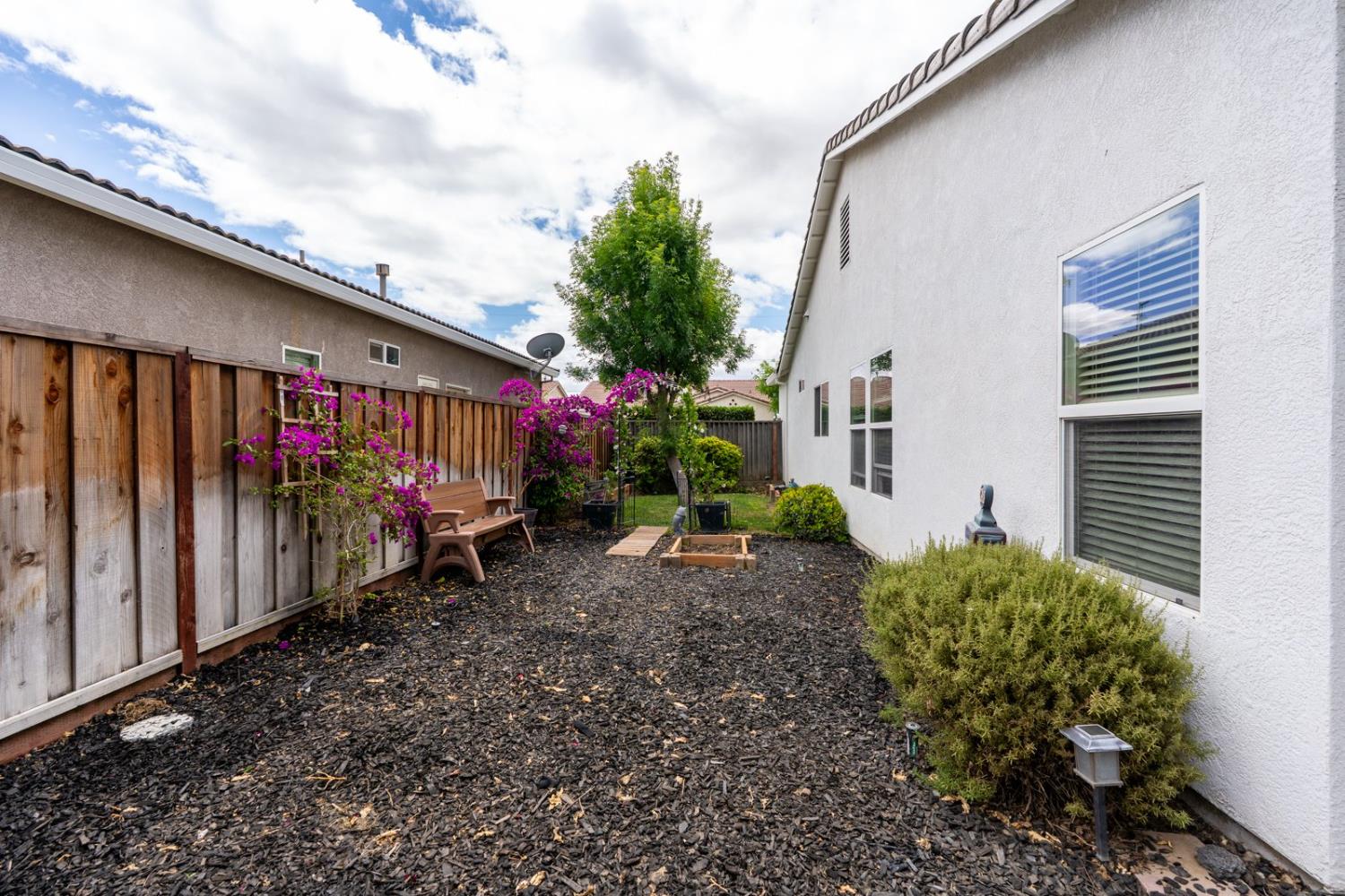 3008 La Vina Circle