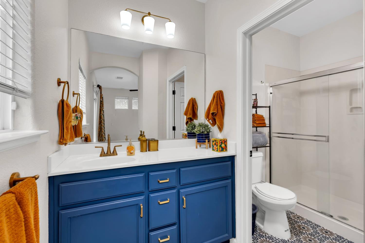 3008 La Vina Circle