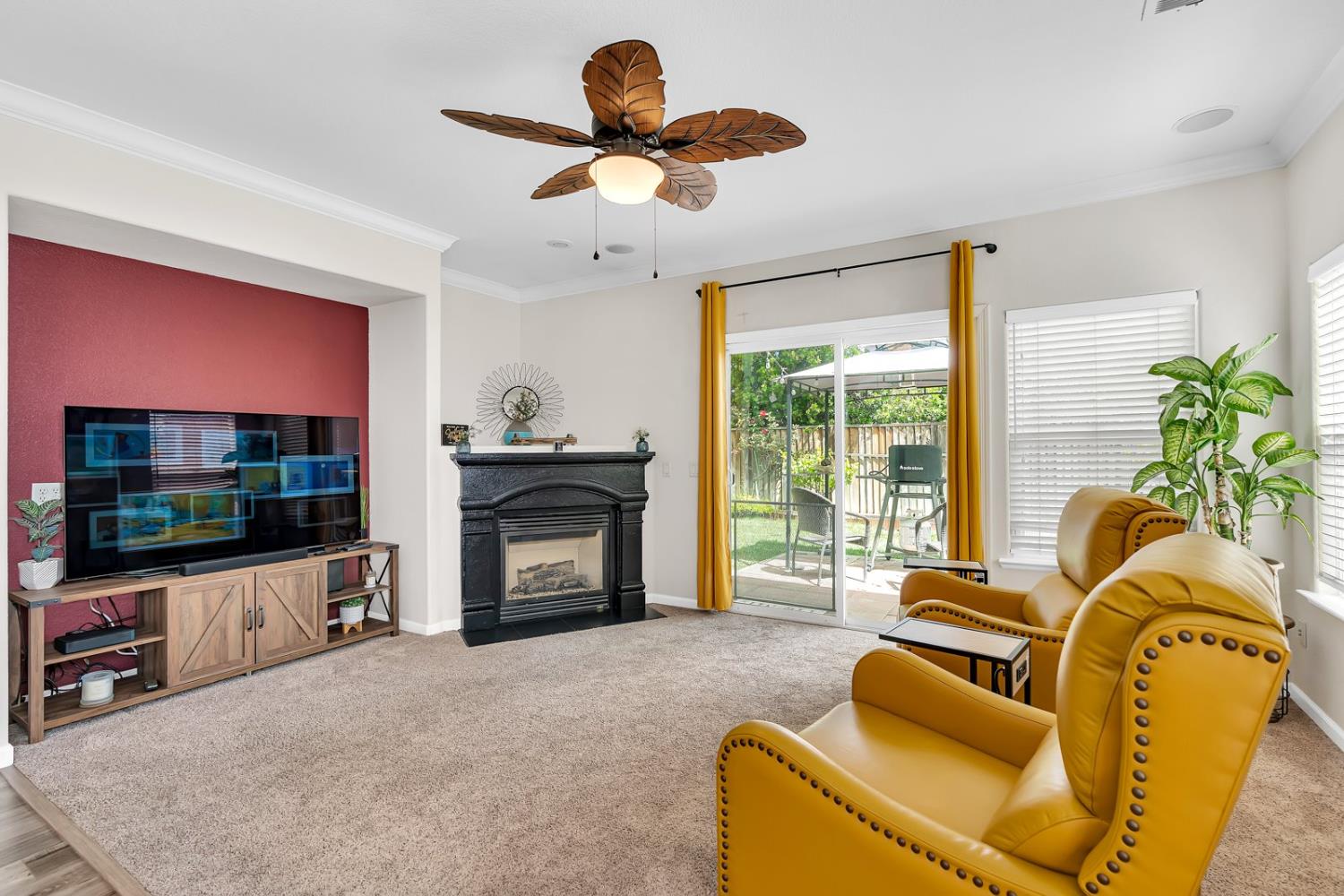 3008 La Vina Circle