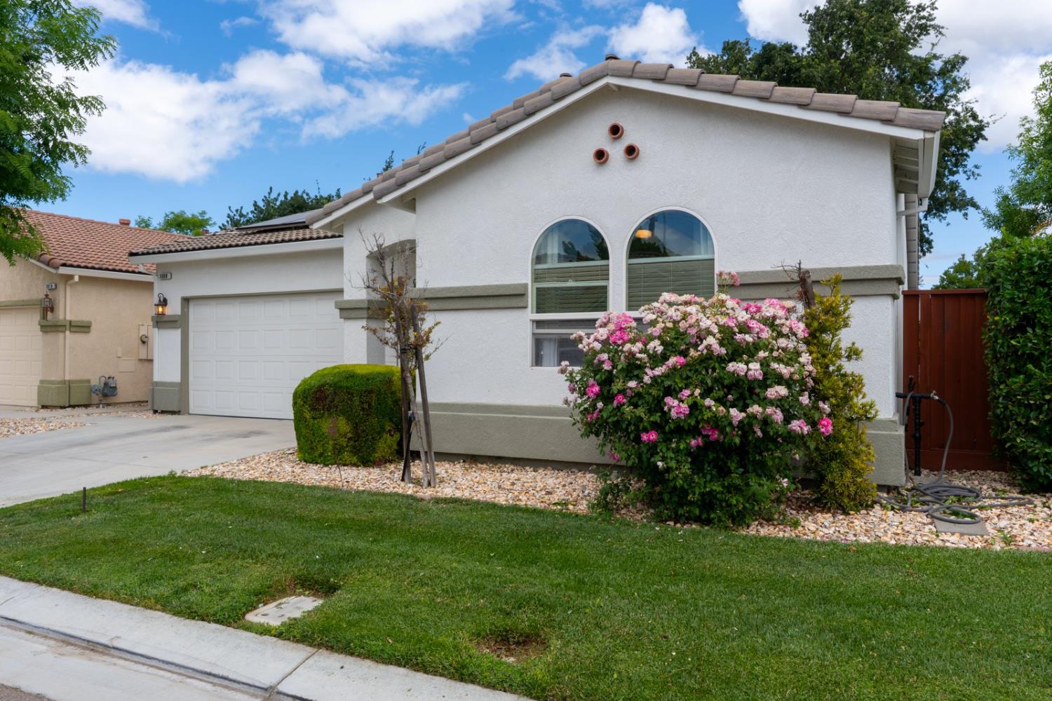 3008 La Vina Circle