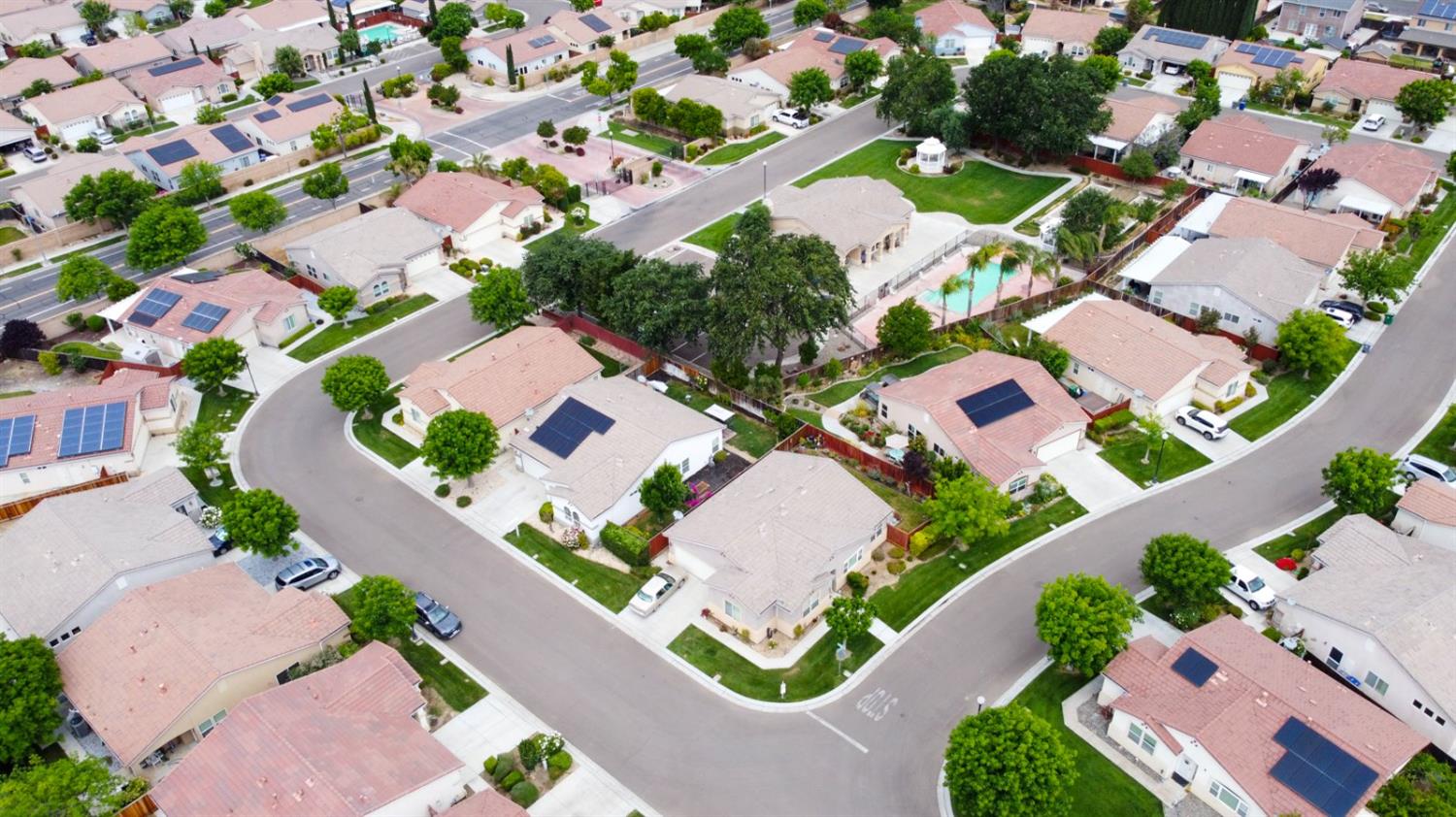 3008 La Vina Circle